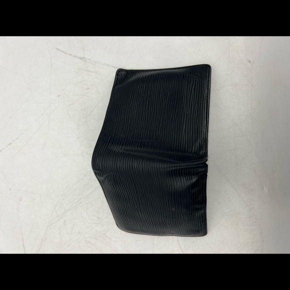 Louis Vuitton Epi bifold wallet - Picture 7 of 9